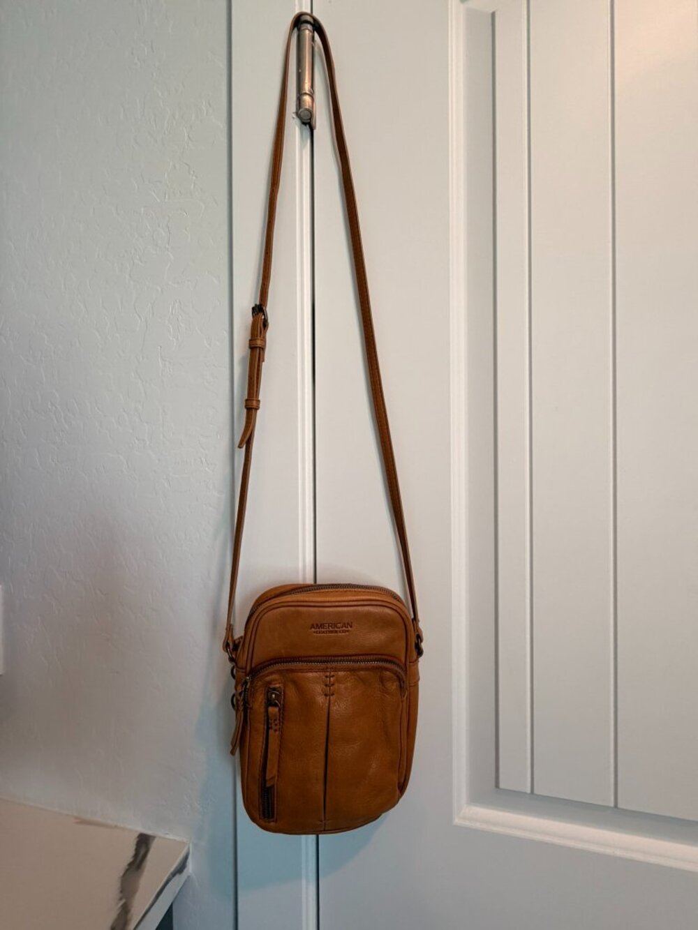 American Leather Co. Genuine Leather Crossbody Bag | Tan Camel Leather - Picture 4 of 11